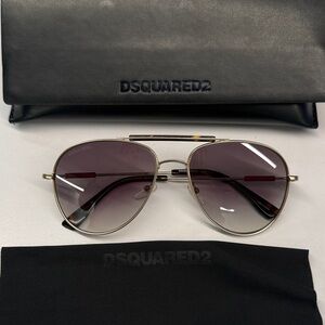 DSQUARED2 Gold Aviator Sunglasses with Black Accents